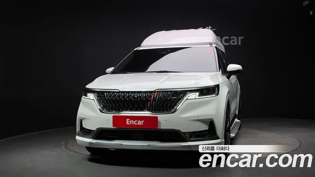 Kia Carnival 2021 thumb 3