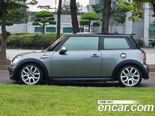 MINI Hatch 2007 thumb 6
