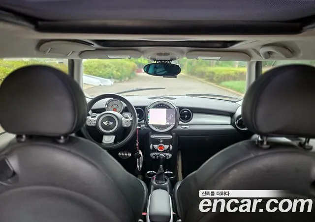 MINI Hatch 2007 thumb 10