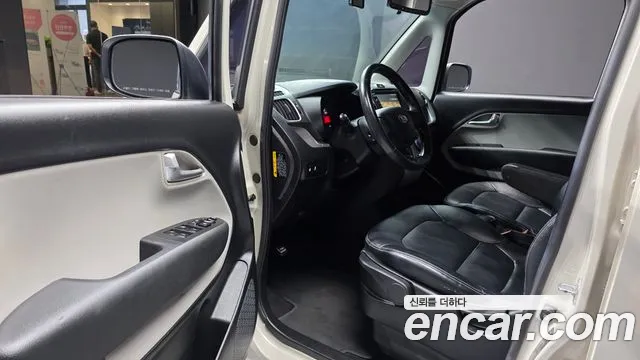 Kia Ray 2014 thumb 10