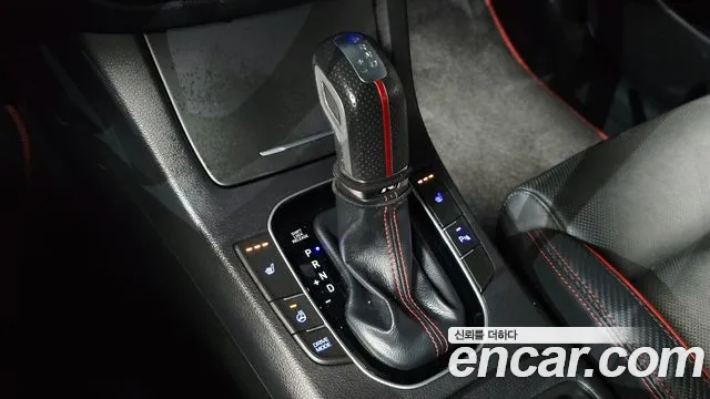 Hyundai i30 2018 thumb 9