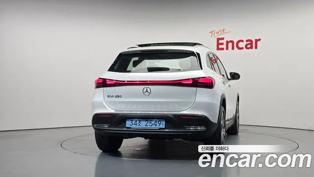 Mercedes-Benz EQA 2025 thumb 4