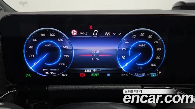 Mercedes-Benz EQA 2025 thumb 8