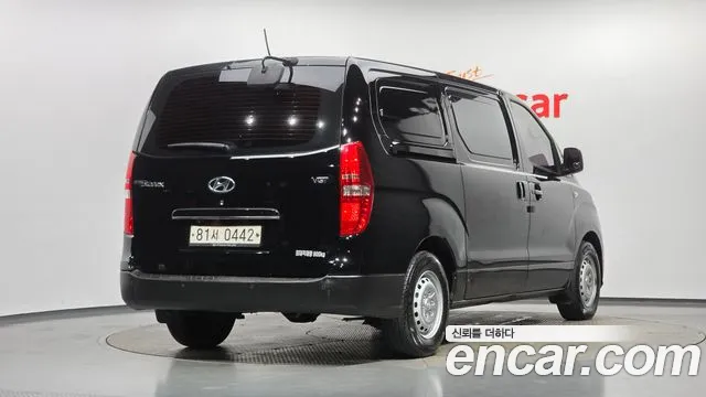 Hyundai Starex 2018 thumb 2