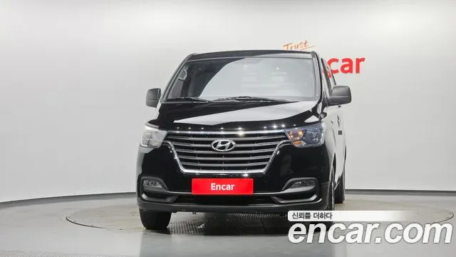 Hyundai Starex 2018 thumb 3