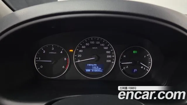 Hyundai Starex 2018 thumb 8