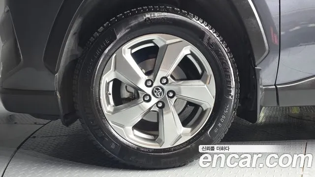 Toyota RAV4 2019 thumb 5