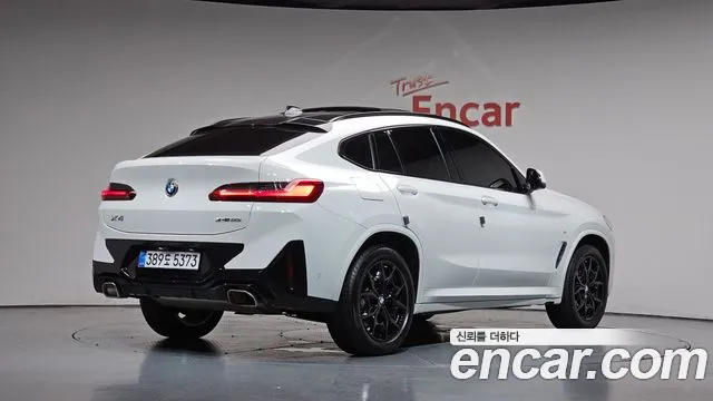 BMW X4 2021 thumb 2