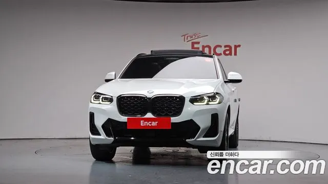 BMW X4 2021 thumb 3