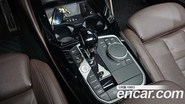 BMW X4 2021 thumb 9