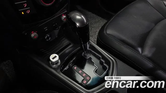 KG_Mobility_Ssangyong TIBOLI 2017 thumb 8