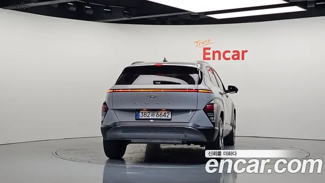 Hyundai Kona 2023 thumb 4