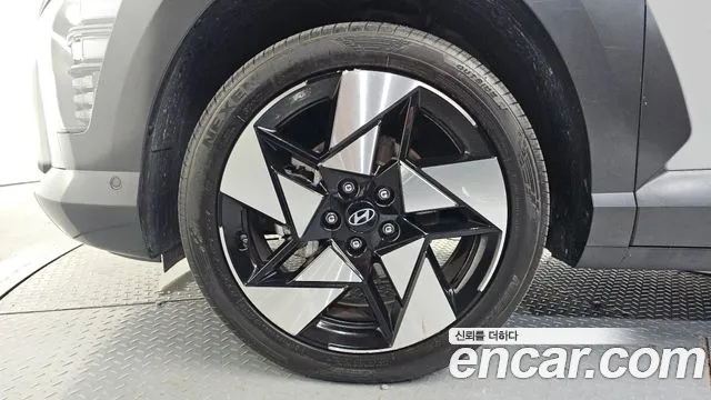 Hyundai Kona 2023 thumb 5