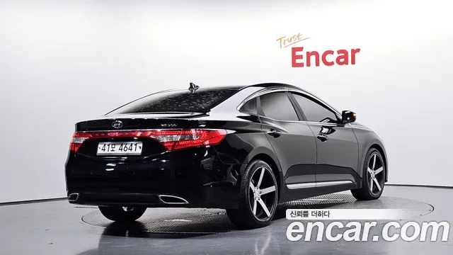 Hyundai Grandeur 2013 thumb 2