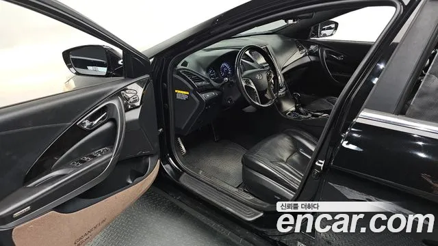Hyundai Grandeur 2013 thumb 10