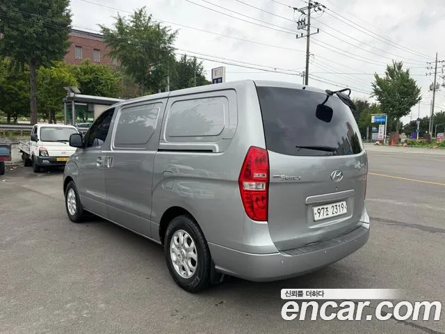 Hyundai Starex 2015 thumb 4