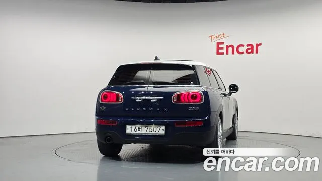 MINI Clubman 2017 thumb 4