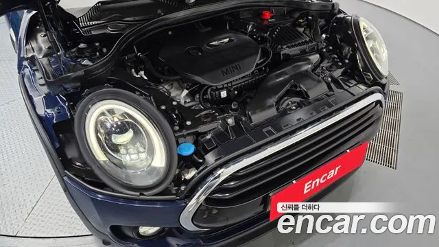 MINI Clubman 2017 thumb 6