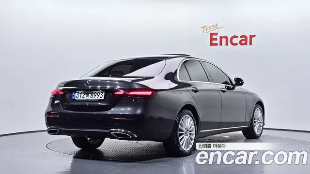 Mercedes-Benz E-Класс 2021 thumb 2