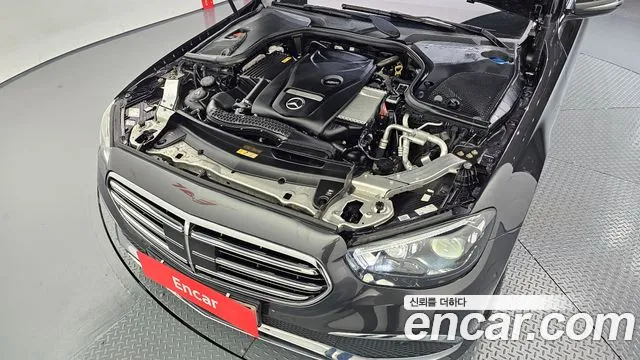 Mercedes-Benz E-Класс 2021 thumb 6