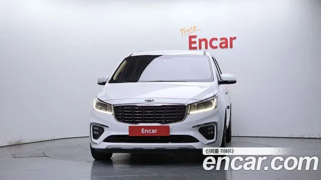 Kia Carnival 2018 thumb 3
