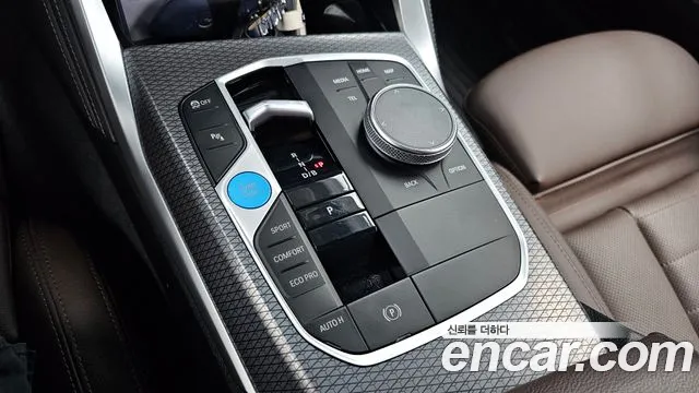 BMW i4 2023 thumb 9