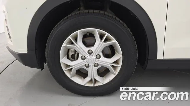 KG_Mobility_Ssangyong TIBOLI 2021 thumb 5