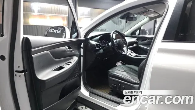 Hyundai Santa Fe 2021 thumb 10