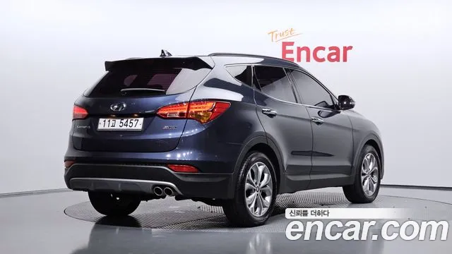 Hyundai Santa Fe 2015 thumb 2