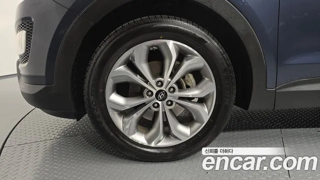 Hyundai Santa Fe 2015 thumb 5
