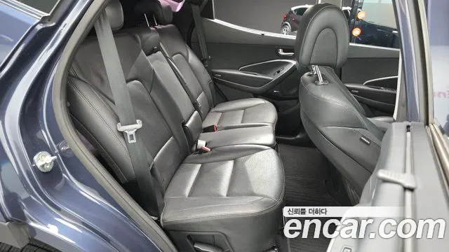 Hyundai Santa Fe 2015 thumb 12