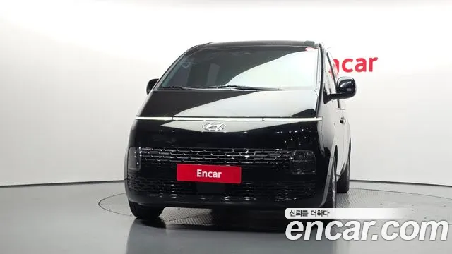 Hyundai Staria 2022 thumb 3