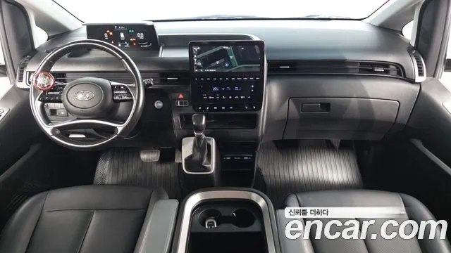 Hyundai Staria 2022 thumb 7