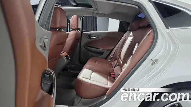 ChevroletGMDaewoo Malibu 2016 thumb 11