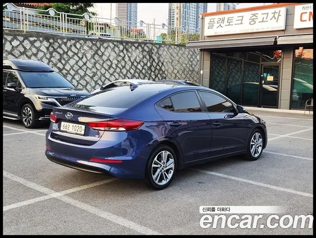 Hyundai Avante 2017 thumb 2