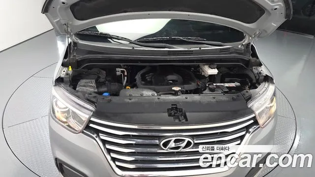 Hyundai Starex 2020 thumb 5