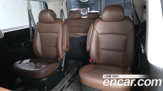 Hyundai Starex 2020 thumb 12