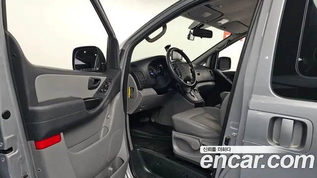 Hyundai Starex 2020 thumb 10