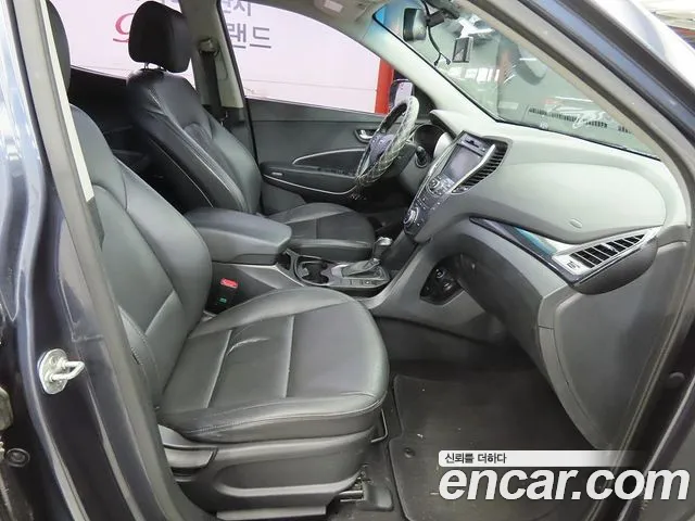 Hyundai Santa Fe 2013 thumb 6