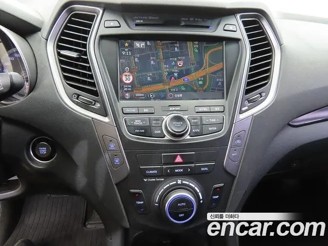 Hyundai Santa Fe 2013 thumb 9