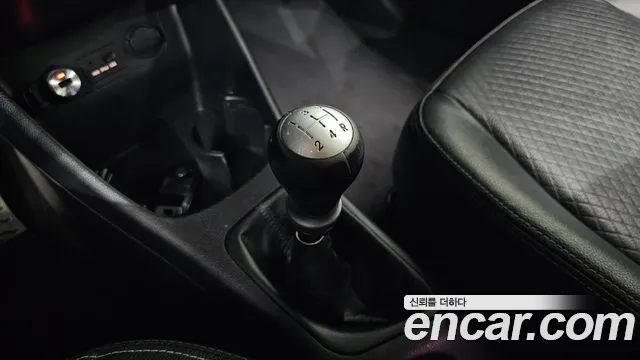 Kia Morning 2014 thumb 9