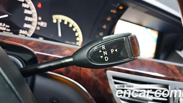Mercedes-Benz S-Класс 2008 thumb 9