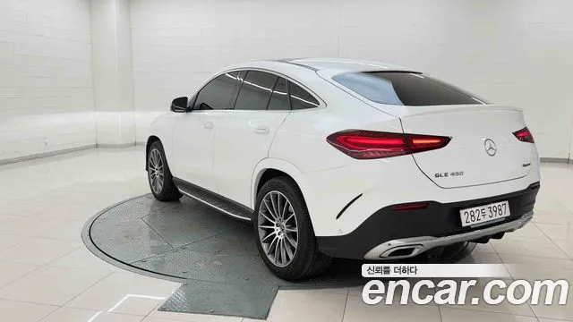 Mercedes-Benz GLE 2025 thumb 3