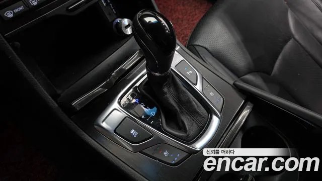 Hyundai Grandeur 2017 thumb 9