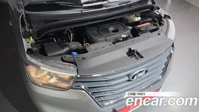 Hyundai Starex 2019 thumb 6