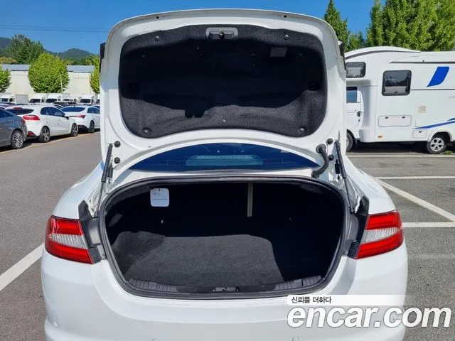 Jaguar XF 2014 thumb 7