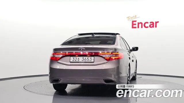 Hyundai Grandeur 2012 thumb 4