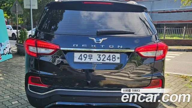 KG_Mobility_Ssangyong Rexton 2019 thumb 4