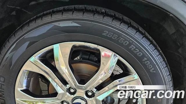 KG_Mobility_Ssangyong Rexton 2019 thumb 5