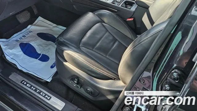 KG_Mobility_Ssangyong Rexton 2019 thumb 10